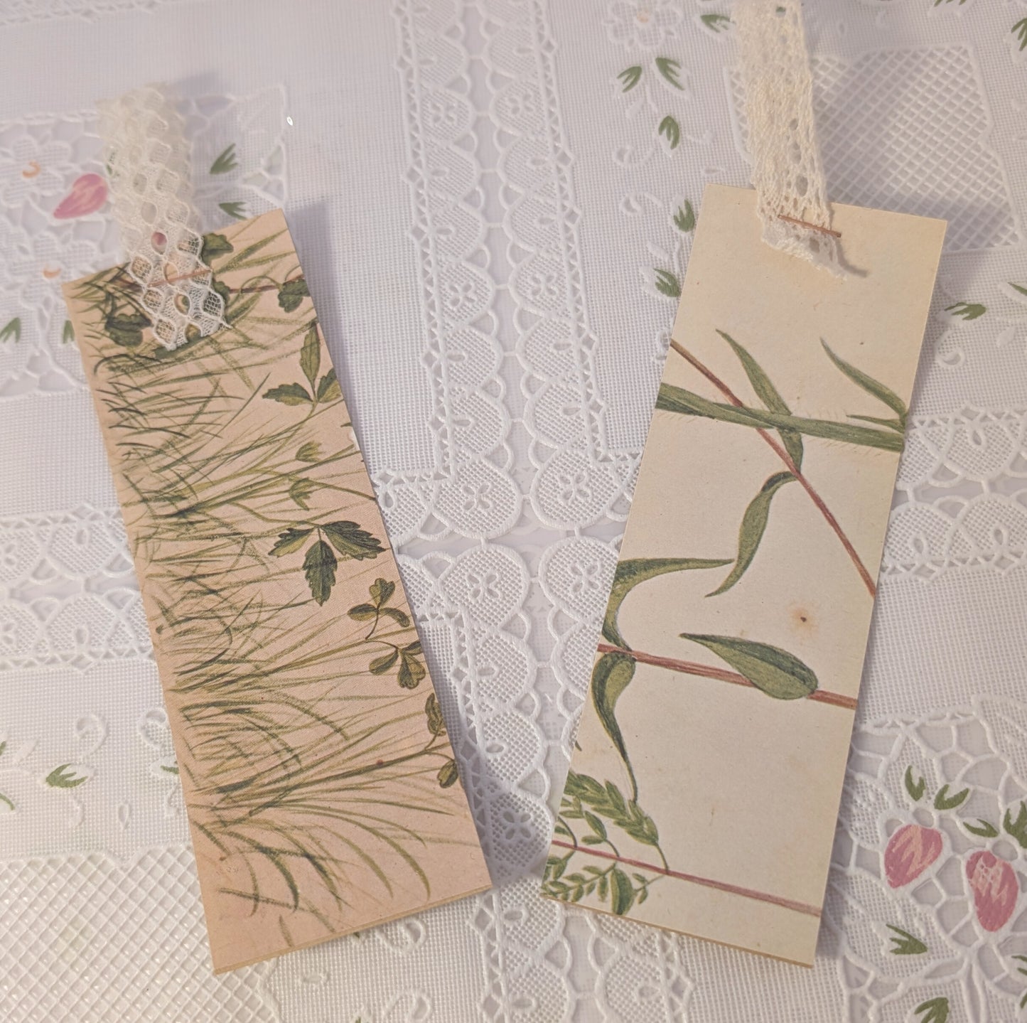 Floral Book Pages - Upcycled Bookmark